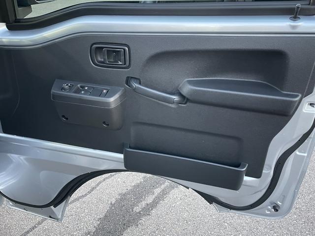 ハイゼットトラック 4WDオートマ ワンオーナー 純正ゴムフロアマット 荷台あおりプロテクター 荷台ゴムマット 荷台作業灯 クリアランスソナー リアデフロック アイドリングストップ オートマチックハイビーム スマートキー(25枚目)