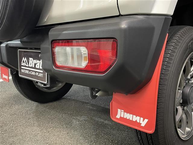 ジムニー XC 切替4WDオートマ ターボ 純正オプションサイドデカール 純正オプションスペアタイヤハーフカバーデカール 純正オプションマッドフラップ クラリオンオーディオ(CD/FM/USB) 純正アルミ クルコン(11枚目)