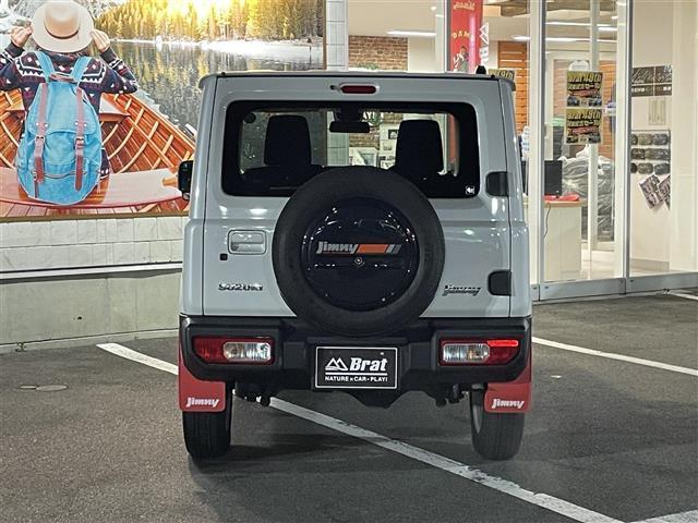 ジムニー XC 切替4WDオートマ ターボ 純正オプションサイドデカール 純正オプションスペアタイヤハーフカバーデカール 純正オプションマッドフラップ クラリオンオーディオ(CD/FM/USB) 純正アルミ クルコン(14枚目)