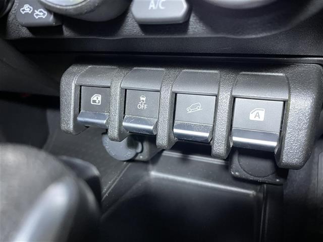 ジムニー XC 切替4WDオートマ ターボ 純正オプションサイドデカール 純正オプションスペアタイヤハーフカバーデカール 純正オプションマッドフラップ クラリオンオーディオ(CD/FM/USB) 純正アルミ クルコン(26枚目)