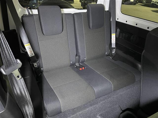 ジムニー XC 切替4WDオートマ ターボ 純正オプションサイドデカール 純正オプションスペアタイヤハーフカバーデカール 純正オプションマッドフラップ クラリオンオーディオ(CD/FM/USB) 純正アルミ クルコン(38枚目)