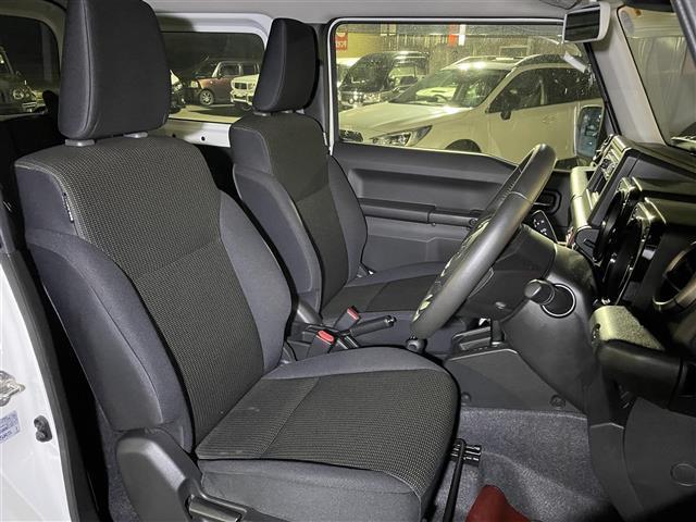 ジムニー XC 切替4WDオートマ ターボ 純正オプションサイドデカール 純正オプションスペアタイヤハーフカバーデカール 純正オプションマッドフラップ クラリオンオーディオ(CD/FM/USB) 純正アルミ クルコン(39枚目)