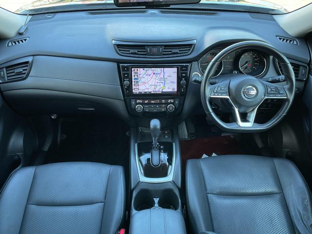 エクストレイル ２０Ｘｉ　切替４ＷＤ　カプロンシート　ＴＯＹＯタイヤ　ナイトロパワーアルミ　純正ナビ　Ｂｌｕｅｔｏｏｔｈ　フルセグＴＶ　全方位カメラ　ＥＴＣ　ドラレコ　コーナーセンサー　クルコン　ブラインドスポットモニター（2枚目）