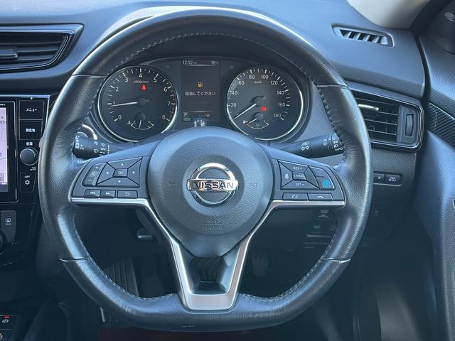 エクストレイル ２０Ｘｉ　切替４ＷＤ　カプロンシート　ＴＯＹＯタイヤ　ナイトロパワーアルミ　純正ナビ　Ｂｌｕｅｔｏｏｔｈ　フルセグＴＶ　全方位カメラ　ＥＴＣ　ドラレコ　コーナーセンサー　クルコン　ブラインドスポットモニター（41枚目）