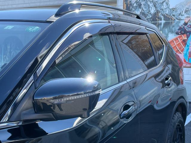 エクストレイル ２０Ｘｉ　切替４ＷＤ　カプロンシート　ＴＯＹＯタイヤ　ナイトロパワーアルミ　純正ナビ　Ｂｌｕｅｔｏｏｔｈ　フルセグＴＶ　全方位カメラ　ＥＴＣ　ドラレコ　コーナーセンサー　クルコン　ブラインドスポットモニター（58枚目）