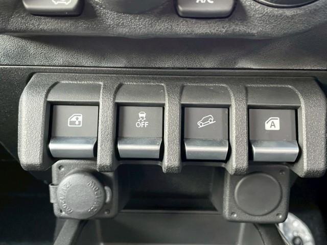 ジムニーノマド FC 16AW ナイトロパワーM7ファランクス ☆トーヨーオープンカントリーM/T 1.5インチリフトアップキット LEDヘッドライト レーンアシスト パーキングアシスト 本革ステアリング スマートキー(8枚目)