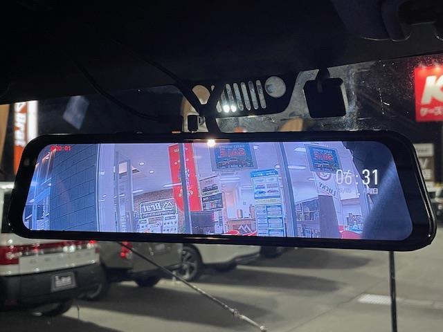 ジープ・ラングラーアンリミテッド サハラ　リフトアップ　Ｓｍｉｔｔｙｂｉｌｔ　ＸＲＣフロントバンパー・リアバンパー・ルーフラック　ＮＩＴＴＯタイヤ　ＦＵＥＬ２０インチアルミ　サイドオーニング　ナビ　ＥＴＣ　デジタルインナーミラー型ドラレコ（20枚目）