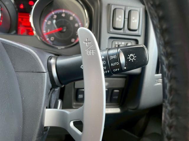 デリカD:5 G プレミアム 16AW マッドヴァンス04 トーヨー オープンカントリーR/T ブルバー ボンネットエンブレム フロント/サイド/バックカメラ ステアリングリモコン パドルシフト 純正HDDナビ 両側パワスラ(10枚目)