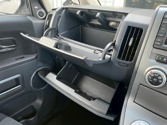 デリカD:5 G プレミアム 16AW マッドヴァンス04 トーヨー オープンカントリーR/T ブルバー ボンネットエンブレム フロント/サイド/バックカメラ ステアリングリモコン パドルシフト 純正HDDナビ 両側パワスラ(21枚目)