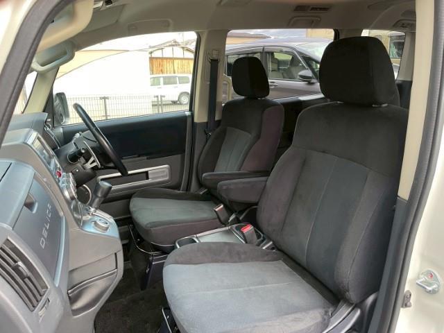 デリカD:5 G プレミアム 16AW マッドヴァンス04 トーヨー オープンカントリーR/T ブルバー ボンネットエンブレム フロント/サイド/バックカメラ ステアリングリモコン パドルシフト 純正HDDナビ 両側パワスラ(27枚目)