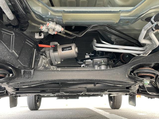 スーパーキャリイ Xリミテッド 切替4WD LEDヘッドライト フォグライト 純正ホイール コーナーセンサー アイドリングストップ オートハイビーム オートライト パワーウインドウ 電格ミラー 車線逸脱防止警報機能 衝突被害軽減(12枚目)