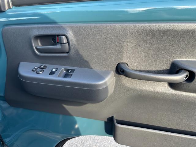 スーパーキャリイ Xリミテッド 切替4WD LEDヘッドライト フォグライト 純正ホイール コーナーセンサー アイドリングストップ オートハイビーム オートライト パワーウインドウ 電格ミラー 車線逸脱防止警報機能 衝突被害軽減(16枚目)