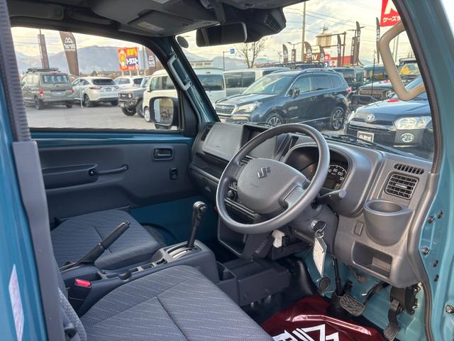 スーパーキャリイ Xリミテッド 切替4WD LEDヘッドライト フォグライト 純正ホイール コーナーセンサー アイドリングストップ オートハイビーム オートライト パワーウインドウ 電格ミラー 車線逸脱防止警報機能 衝突被害軽減(17枚目)