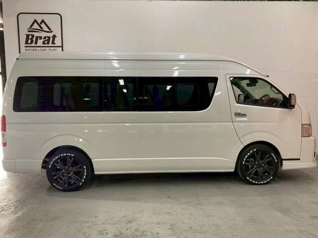 ハイエースワゴン グランドキャビン 18AW 415コブラ バッドラッカー IV ヨコハマ パラダ ギブソン フロントリップスポイラー ESSEX リーガルフェンダー フォグランプ BratオリジナルUSBソケット シートカバー(28枚目)