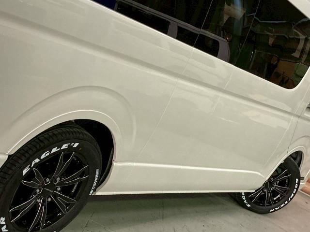 ハイエースワゴン グランドキャビン 18AW 415コブラ バッドラッカー IV ヨコハマ パラダ ギブソン フロントリップスポイラー ESSEX リーガルフェンダー フォグランプ BratオリジナルUSBソケット シートカバー(35枚目)