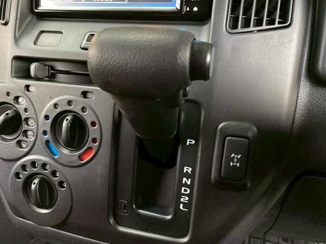 タウンエースバン GL 14AW エクストリームJ XJ07 マキシス バックショット リフトアップキット クラッツィオヴィンテージシートカバー Tマーク前後エンブレム フロントカメラ モニター LEDヘッドライト(10枚目)