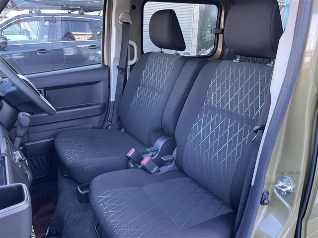 アトレー アトレーデッキバン　切替４ＷＤオートマ　ターボ　ＥＴＣ　両側パワスラ　追従機能付クルコン　アイドリングストップ　衝突被害軽減システム　クリアランスソナー　スマートキー　ＦＭオーディオ　オートマチックハイビーム　保証書（17枚目）