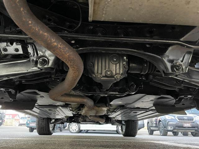 XV 2.0i-L アイサイト 4WDワンオーナー 冬タイヤAW装着 車載純正ホイール夏タイヤ カロッツェリアナビ フルセグTV Bluetooth Bカメラ ETC デジタルインナーミラー型ドラレコ 追従機能付クルコン リアフォグ(14枚目)