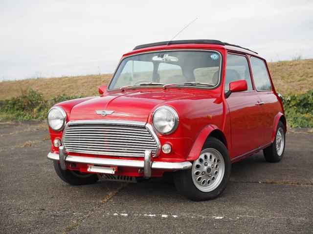 ＭＩＮＩ 　ラストミニ・セブン・キャンバストップ・ＭＰＩ・２００台限定車・外装仕上げ済み・社外ハンドル（純正エアバック付きハンドルあり）（2枚目）