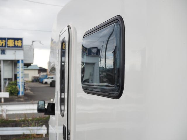 キャリイトラック KCエアコン・パワステ モーニングワンキャンパーワイド 4WD(8枚目)