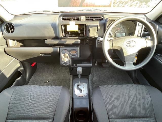 プロボックス ハイブリッドF 衝突軽減ブレーキ レーンキープアシスト カラードバンパー バックカメラ オートマチックハイビーム オートエアコン AC100V電源 横滑り防止装置 キーレスキー(2枚目)