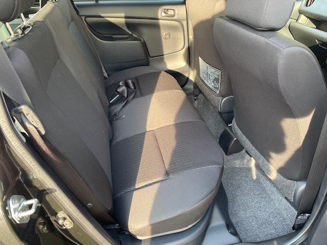 プロボックス ハイブリッドF 衝突軽減ブレーキ レーンキープアシスト カラードバンパー バックカメラ オートマチックハイビーム オートエアコン AC100V電源 横滑り防止装置 キーレスキー(17枚目)