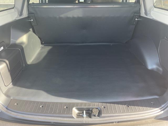 プロボックス ハイブリッドGL 衝突軽減ブレーキ レーンキープアシスト バックカメラ AC100V電源 オートエアコン オートマチックハイビーム オートライト 横滑り防止装置 キーレスキー(19枚目)