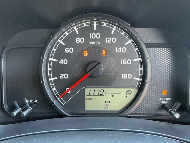 プロボックス Ｇ　衝突軽減ブレーキ　レーンキープアシスト　バックカメラ　ＡＣ１００Ｖ電源　オートマチックハイビーム　オートライト　横滑り防止装置　キーレスキー（7枚目）