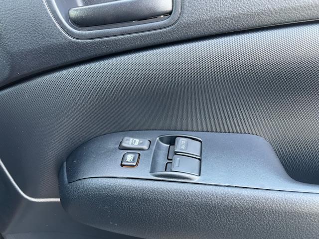 プロボックス Ｇ　衝突軽減ブレーキ　レーンキープアシスト　バックカメラ　ＡＣ１００Ｖ電源　オートマチックハイビーム　オートライト　横滑り防止装置　キーレスキー（13枚目）