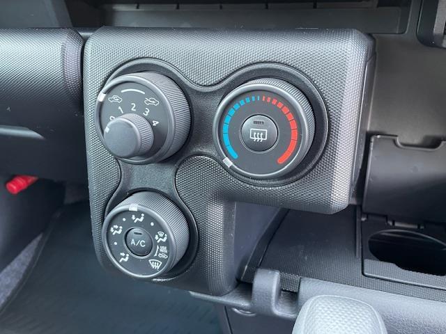 プロボックス Ｇ　衝突軽減ブレーキ　レーンキープアシスト　バックカメラ　ＡＣ１００Ｖ電源　オートマチックハイビーム　オートライト　横滑り防止装置　キーレスキー（3枚目）