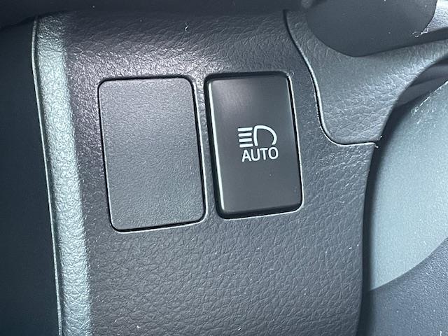 プロボックス Ｇ　衝突軽減ブレーキ　レーンキープアシスト　バックカメラ　ＡＣ１００Ｖ電源　オートマチックハイビーム　オートライト　横滑り防止装置　キーレスキー（11枚目）