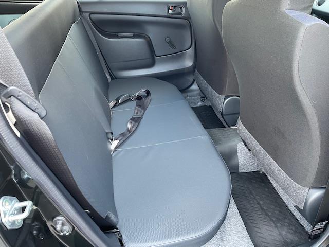 プロボックス Ｇ　衝突軽減ブレーキ　レーンキープアシスト　バックカメラ　ＡＣ１００Ｖ電源　オートマチックハイビーム　オートライト　横滑り防止装置　キーレスキー（17枚目）