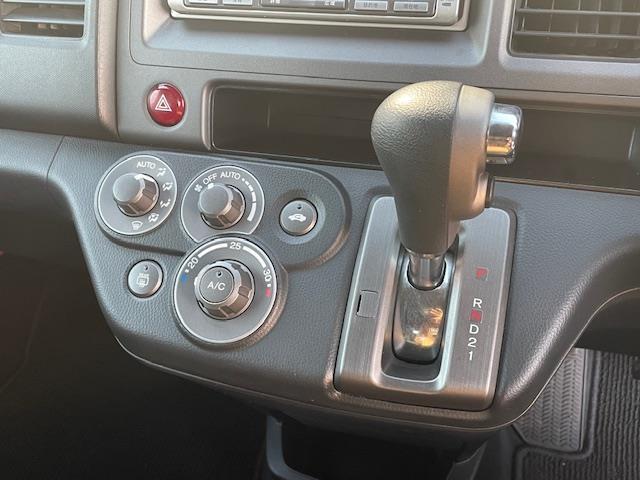 クロスロード ２０Ｘ　全塗装　ナビ　バックカメラ　ＥＴＣ　オートライト　キーレスキー（6枚目）