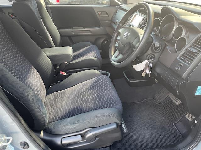 クロスロード ２０Ｘ　全塗装　ナビ　バックカメラ　ＥＴＣ　オートライト　キーレスキー（15枚目）