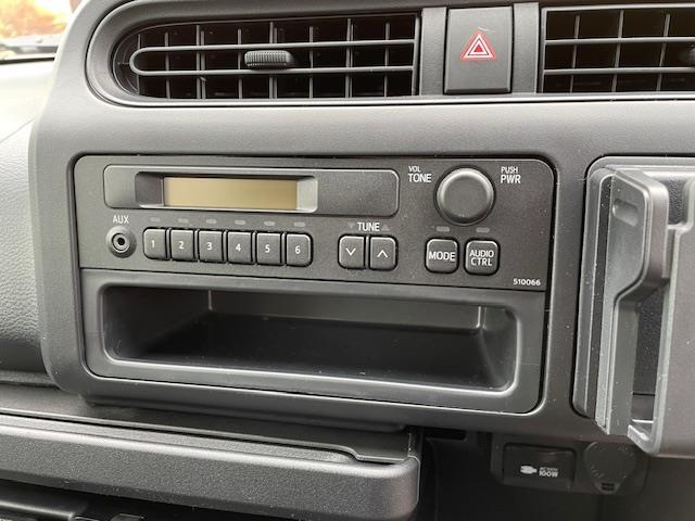 プロボックス ハイブリッドＧＸ　衝突軽減ブレーキ　レーンキープアシスト　バックカメラ　ラジオオーディオ　ＡＣ１００Ｖ電源　オートライト　オートマチックハイビーム　キーレスキー（2枚目）