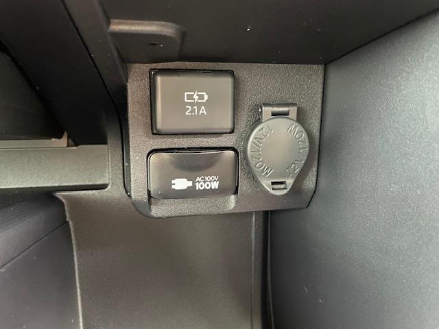 プロボックス ハイブリッドＧＸ　衝突軽減ブレーキ　レーンキープアシスト　バックカメラ　ラジオオーディオ　ＡＣ１００Ｖ電源　オートライト　オートマチックハイビーム　キーレスキー（5枚目）