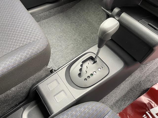 プロボックス ハイブリッドＧＸ　衝突軽減ブレーキ　レーンキープアシスト　バックカメラ　ラジオオーディオ　ＡＣ１００Ｖ電源　オートライト　オートマチックハイビーム　キーレスキー（7枚目）