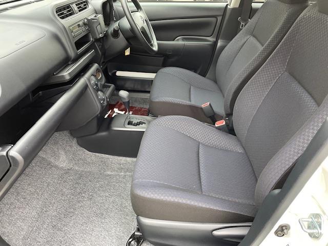 プロボックス ハイブリッドＧＸ　衝突軽減ブレーキ　レーンキープアシスト　バックカメラ　ラジオオーディオ　ＡＣ１００Ｖ電源　オートライト　オートマチックハイビーム　キーレスキー（18枚目）