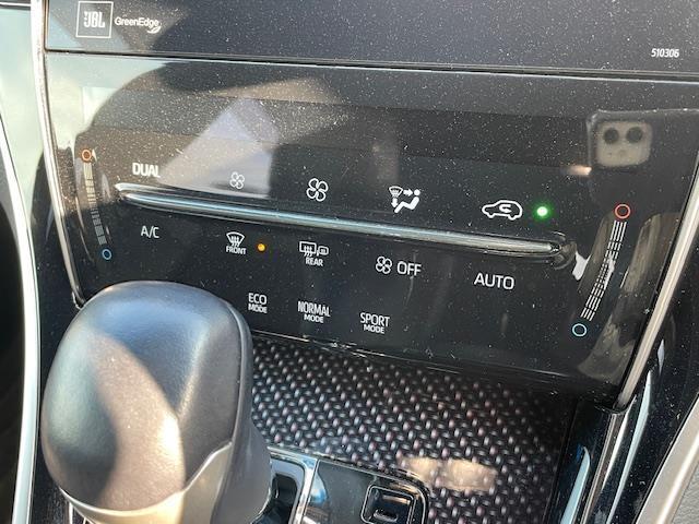 ハリアー プレミアム　８インチＴコネクトナビ　フルセグＴＶ　ＪＢＬサウンド　ビルトインＥＴＣ　クルーズコントロール　パワーバックドア　ＬＥＤヘッドライト　オートマチックハイビーム　電動パーキングブレーキ　スマートキー（8枚目）