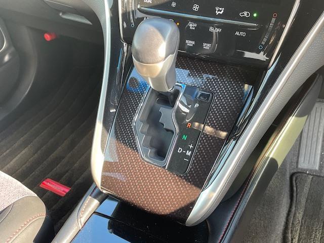 ハリアー プレミアム　８インチＴコネクトナビ　フルセグＴＶ　ＪＢＬサウンド　ビルトインＥＴＣ　クルーズコントロール　パワーバックドア　ＬＥＤヘッドライト　オートマチックハイビーム　電動パーキングブレーキ　スマートキー（9枚目）