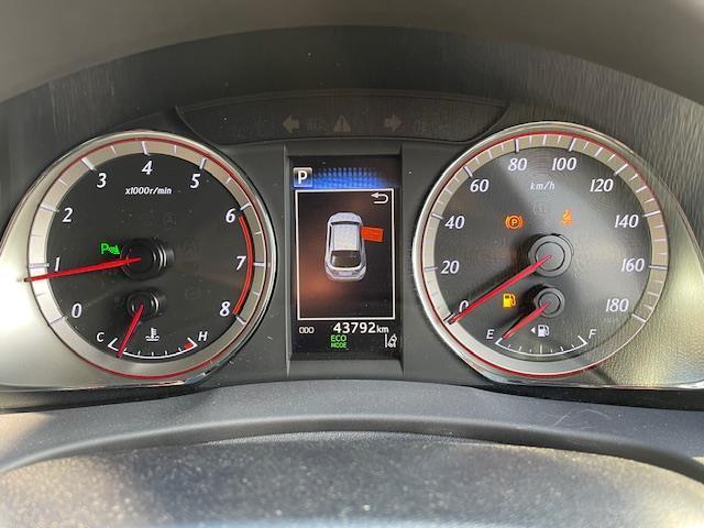 ハリアー プレミアム　８インチＴコネクトナビ　フルセグＴＶ　ＪＢＬサウンド　ビルトインＥＴＣ　クルーズコントロール　パワーバックドア　ＬＥＤヘッドライト　オートマチックハイビーム　電動パーキングブレーキ　スマートキー（11枚目）