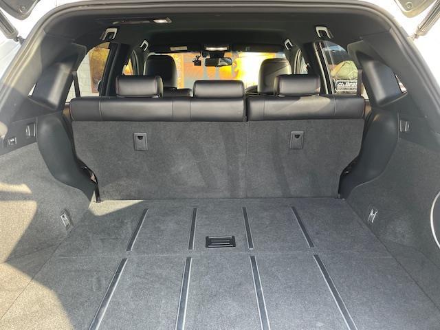 ハリアー プレミアム　８インチＴコネクトナビ　フルセグＴＶ　ＪＢＬサウンド　ビルトインＥＴＣ　クルーズコントロール　パワーバックドア　ＬＥＤヘッドライト　オートマチックハイビーム　電動パーキングブレーキ　スマートキー（26枚目）