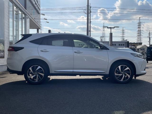 ハリアー プレミアム　８インチＴコネクトナビ　フルセグＴＶ　ＪＢＬサウンド　ビルトインＥＴＣ　クルーズコントロール　パワーバックドア　ＬＥＤヘッドライト　オートマチックハイビーム　電動パーキングブレーキ　スマートキー（29枚目）