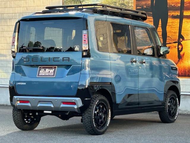 デリカミニ T プレミアム 1インチリフトアップ ナイトロパワー15インチアルミ TOYOオープンカントリーR/T BUSTERSルーフラック ディスプレイオーディオ 全方位カメラ 両側電動スライドドア デジタルルームミラー(3枚目)