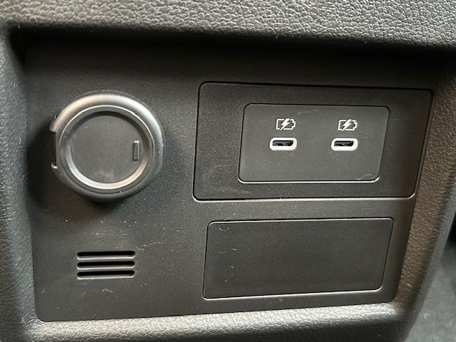 デリカミニ T プレミアム 1インチリフトアップ ナイトロパワー15インチアルミ TOYOオープンカントリーR/T BUSTERSルーフラック ディスプレイオーディオ 全方位カメラ 両側電動スライドドア デジタルルームミラー(8枚目)