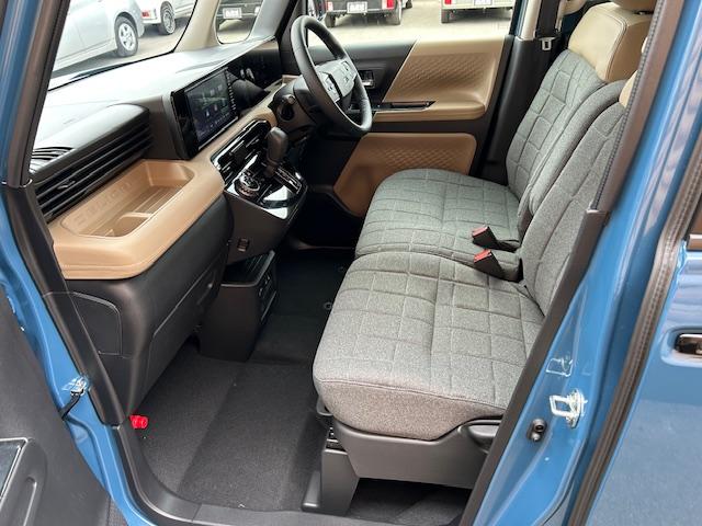 デリカミニ T プレミアム 1インチリフトアップ ナイトロパワー15インチアルミ TOYOオープンカントリーR/T BUSTERSルーフラック ディスプレイオーディオ 全方位カメラ 両側電動スライドドア デジタルルームミラー(18枚目)