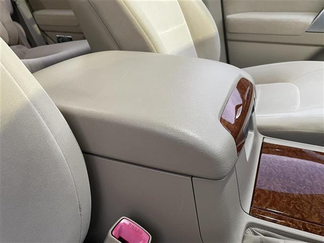 ランドクルーザー ＡＸ　モデリスタエアロ　サンルーフ　ナビ　バックカメラ　ビルトインＥＴＣ　純正アルミホイール　プッシュスタート　スマートキー（10枚目）