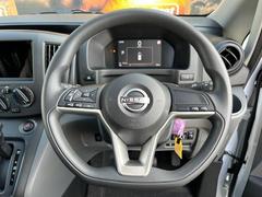 ���ޡ������󥷡��֥졼����ξ¦���饤�ɥɥ��������ȥ饤�ȡ����ꥢ��󥹥��ʡ��������ɥ�󥰥��ȥåס������쥹���� 5