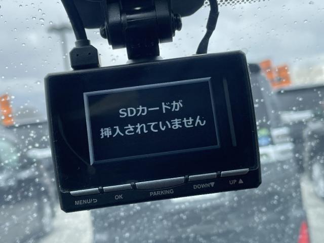 ノア Ｓｉ　ＥＴＣ　アルミホイール　スマートキー　衝突被害軽減ブレーキ　片側電動スライドドア　オートマチックハイビーム　ＳＤナビ　バックカメラ（18枚目）