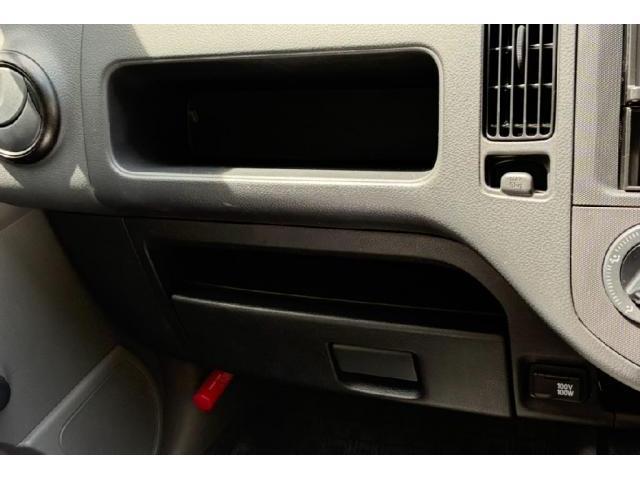 NV150AD DX 4WD オートマ エアコン 横滑り防止装置 キーレス 衝突被害軽減システム SDナビ バックカメラ ドライブレコーダー(9枚目)